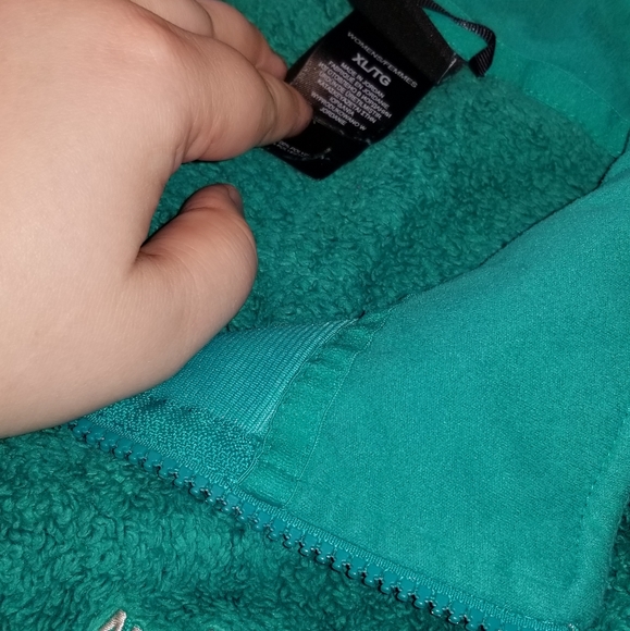 The North Face fleece Jacket - Picture 2 of 2
